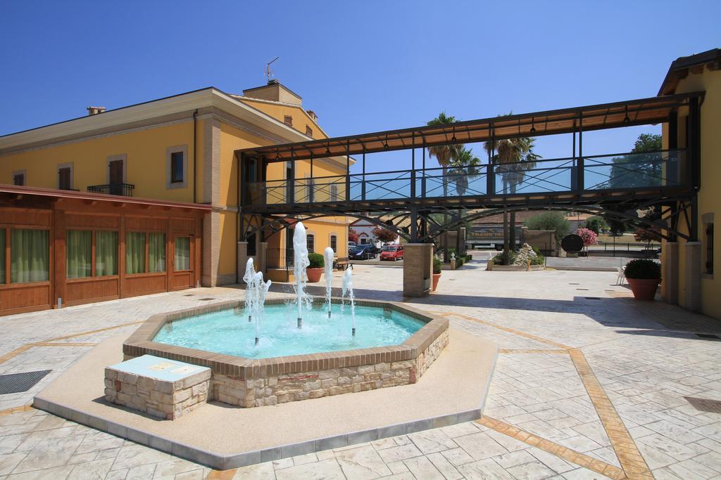 Country House Il Ponte Альба-Адриатика Экстерьер фото