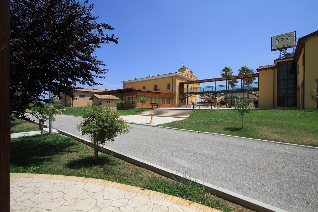 Country House Il Ponte Альба-Адриатика Экстерьер фото
